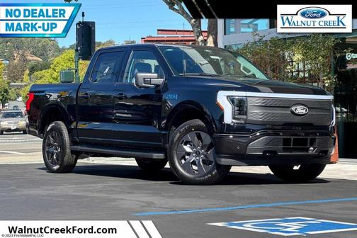 2025 Ford F-150 Lightning Flash