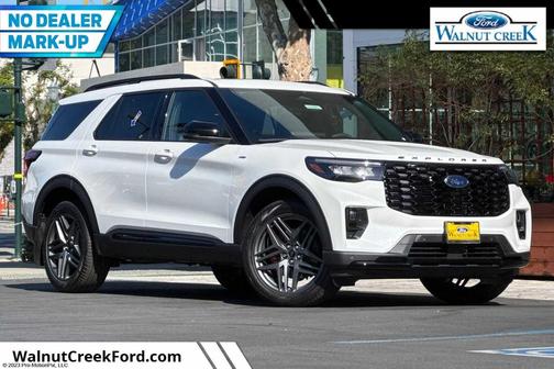 Star White Metallic Tri-Coat 2026 Ford Explorer ST-Line