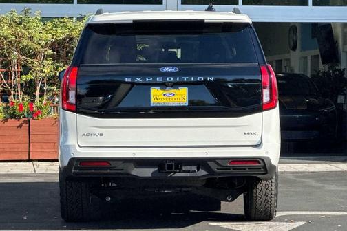 2025 Ford Expedition Max Active 4x4