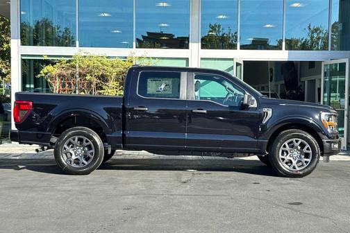 Agate Black Metallic 2026 Ford F-150 STX