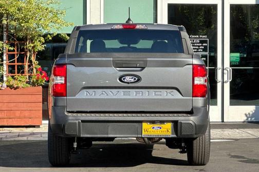 2025 Ford Maverick XL