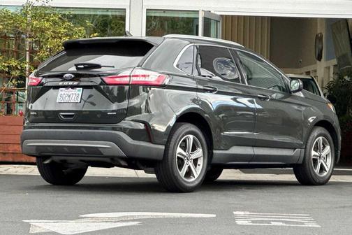 Forged Green Metallic 2023 Ford Edge SEL