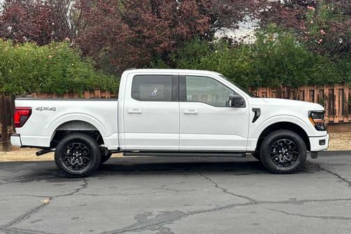 Oxford White 2026 Ford F-150 XLT