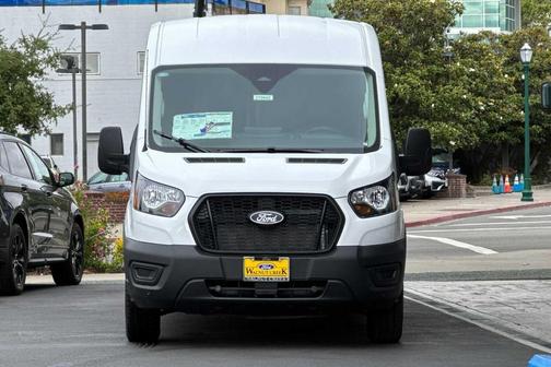 Oxford White 2026 Ford Transit-150 Base