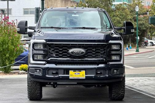 2025 Ford F-350 Lariat