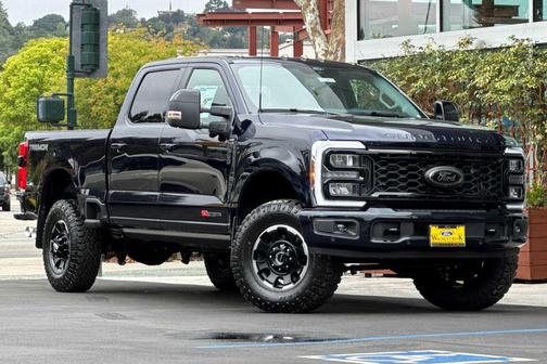 2025 Ford F-350 Lariat