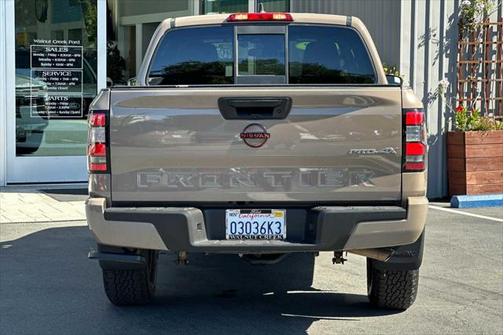 2022 Nissan Frontier PRO-4X