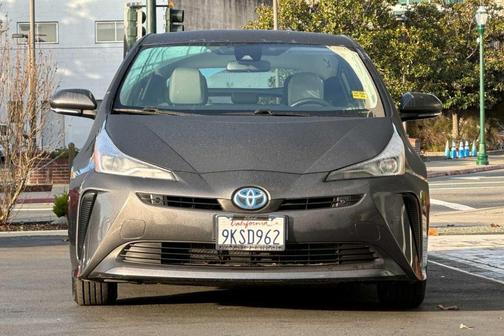 2022 Toyota Prius L