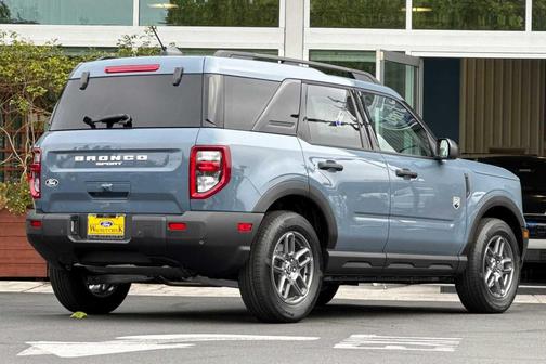 Azure Gray Metallic Tri-Coat 2026 Ford Bronco Sport Big Bend