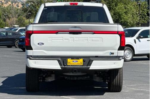 2025 Ford F-150 Lightning Platinum