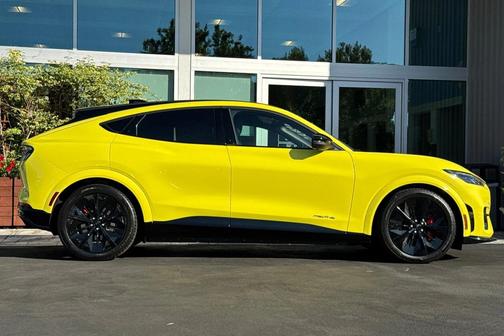 2025 Ford Mustang Mach-E GT