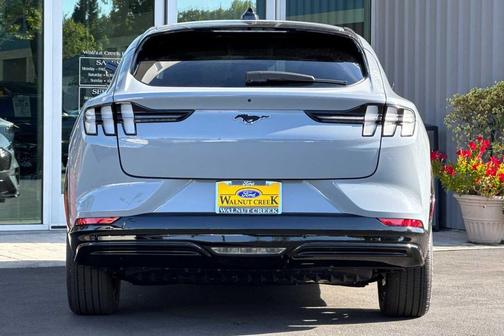 Glacier Gray Metallic TriCoat 2026 Ford Mustang Mach-E Premium
