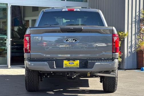 Carbonized Gray Metallic 2026 Ford F-150 XLT
