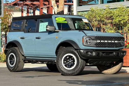 2023 Ford Bronco Badlands