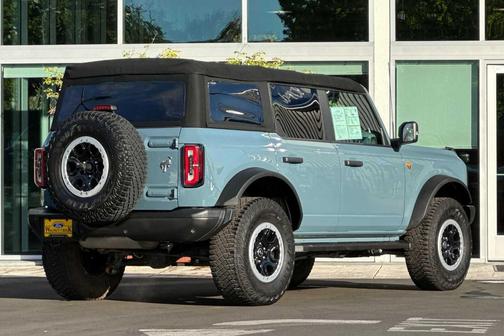 2023 Ford Bronco Badlands