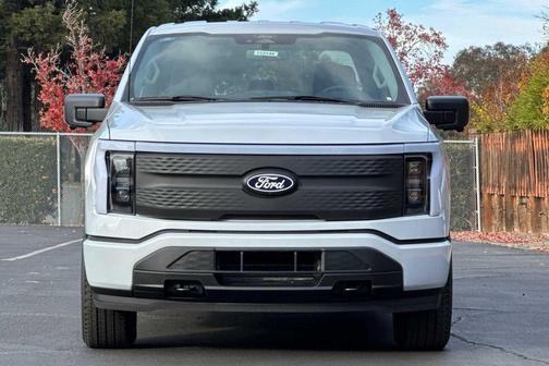 2025 Ford F-150 Lightning XLT
