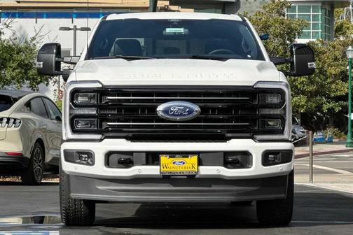 Star White Metallic Tri-Coat 2026 Ford F-250 Platinum