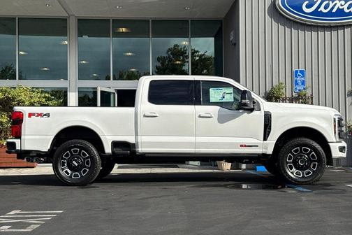 Star White Metallic Tri-Coat 2026 Ford F-250 Platinum