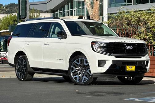 Star White Metallic Tri-Coat 2027 Ford Expedition Platinum