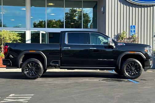 2023 GMC Sierra 2500 Denali