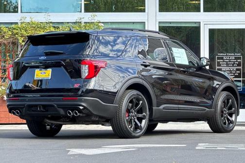 Agate Black Metallic 2023 Ford Explorer ST