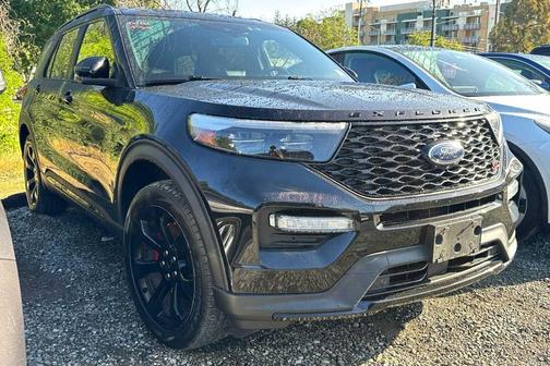 Agate Black Metallic 2023 Ford Explorer ST