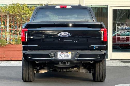 2024 Ford F-150 Lightning Flash