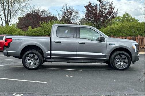 2025 Ford F-150 Lightning LARIAT