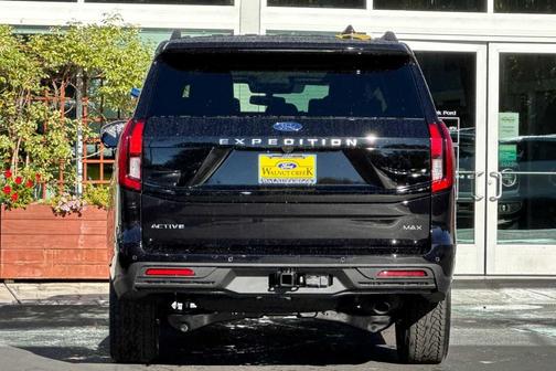 2025 Ford Expedition Max Active 4x4