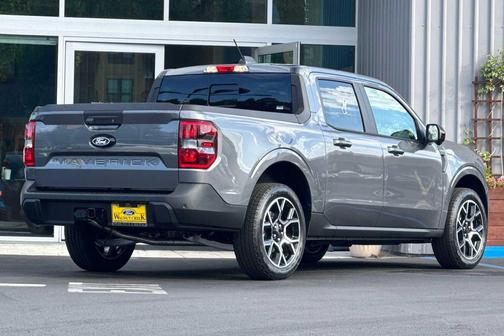 2025 Ford Maverick Lariat