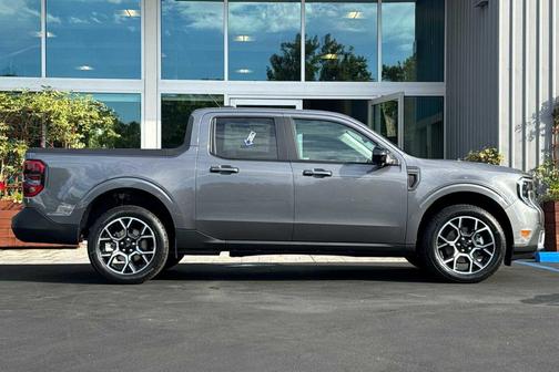 2025 Ford Maverick Lariat