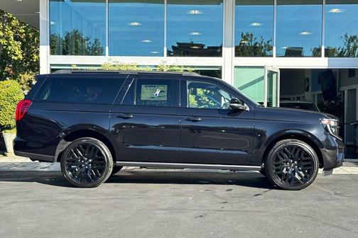Agate Black Metallic 2026 Ford Expedition Max Platinum