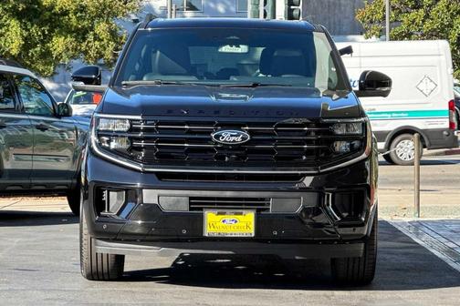 Agate Black Metallic 2026 Ford Expedition Max Platinum