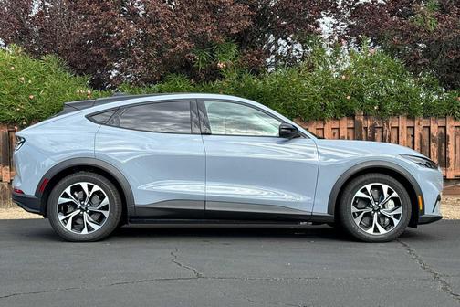 2025 Ford Mustang Mach-E Select