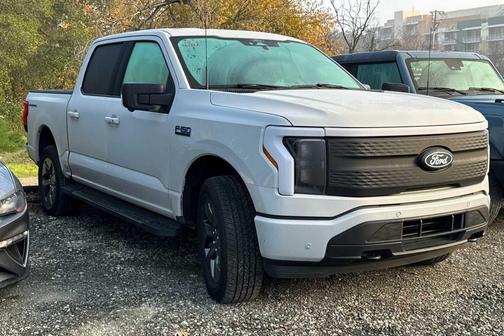 2024 Ford F-150 Lightning Flash