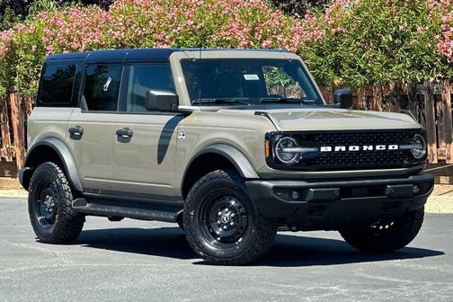 Marsh Gray 2026 Ford Bronco Outer Banks