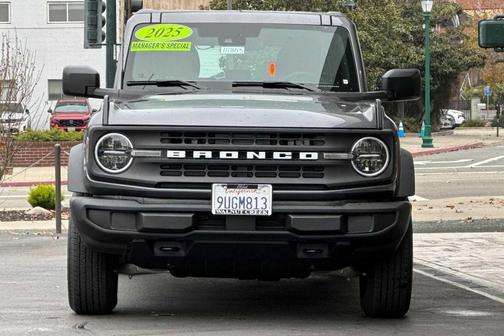 2025 Ford Bronco Base