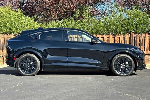 Shadow Black 2026 Ford Mustang Mach-E Premium