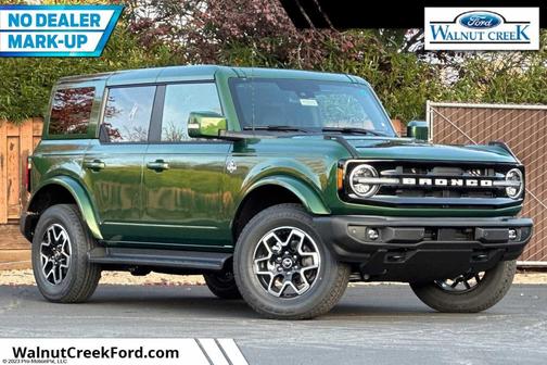 2025 Ford Bronco Outer Banks