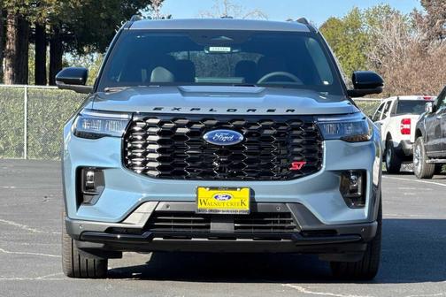 Vapor Blue Metallic 2026 Ford Explorer ST