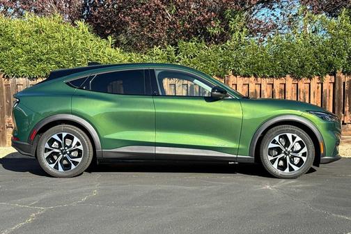 2026 Ford Mustang Mach-E Select