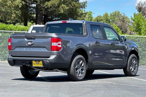 Carbonized Gray Metallic 2026 Ford Maverick XLT