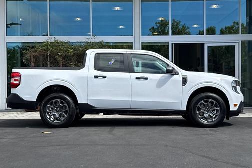 Oxford White 2026 Ford Maverick XLT