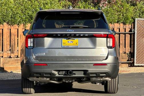 2026 Ford Explorer 4DR 4WD Active