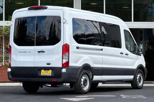 2025 Ford Transit-350 XL