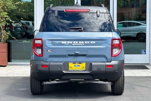 Azure Gray Metallic Tri-Coat 2026 Ford Bronco Sport Outer Banks