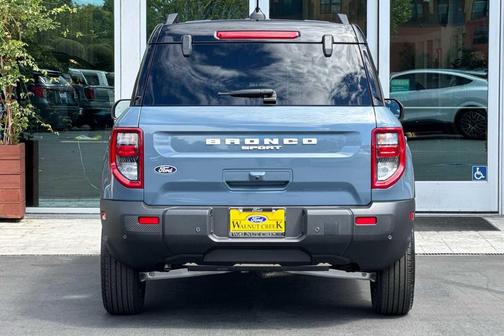 Azure Gray Metallic Tri-Coat 2026 Ford Bronco Sport Outer Banks