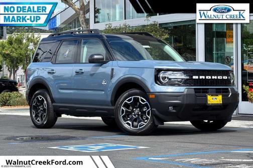 Azure Gray Metallic Tri-Coat 2026 Ford Bronco Sport Outer Banks