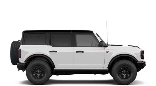 Oxford White 2026 Ford Bronco Badlands