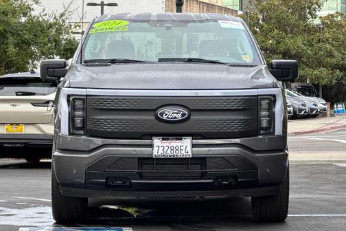 2024 Ford F-150 Lightning Flash